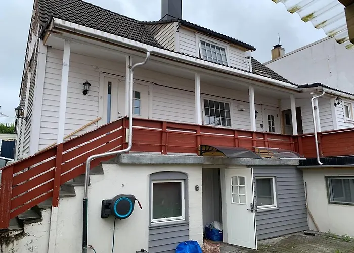 And Large Cosey Apartment Stavanger