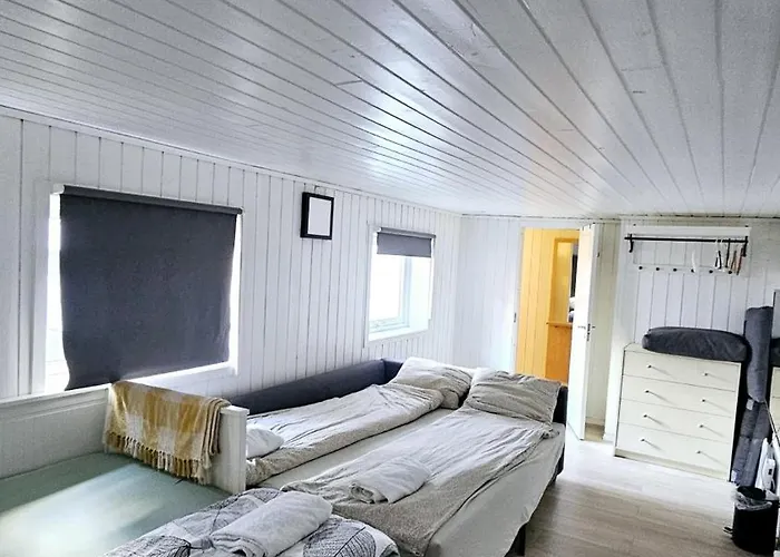 And Large Cosey Apartment