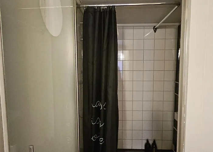 And Large Cosey Apartment *